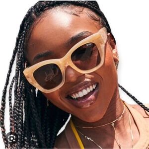 Quay Australia  Sunglasses for Women AFTER HOURS BEVEL